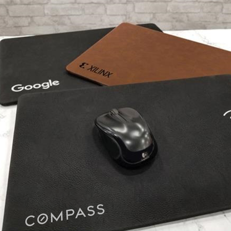 Chi-Charge Mouse Pad